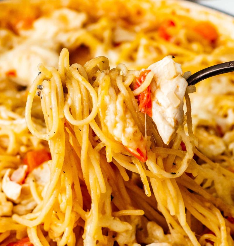 Easy One Pot Chicken Spaghetti