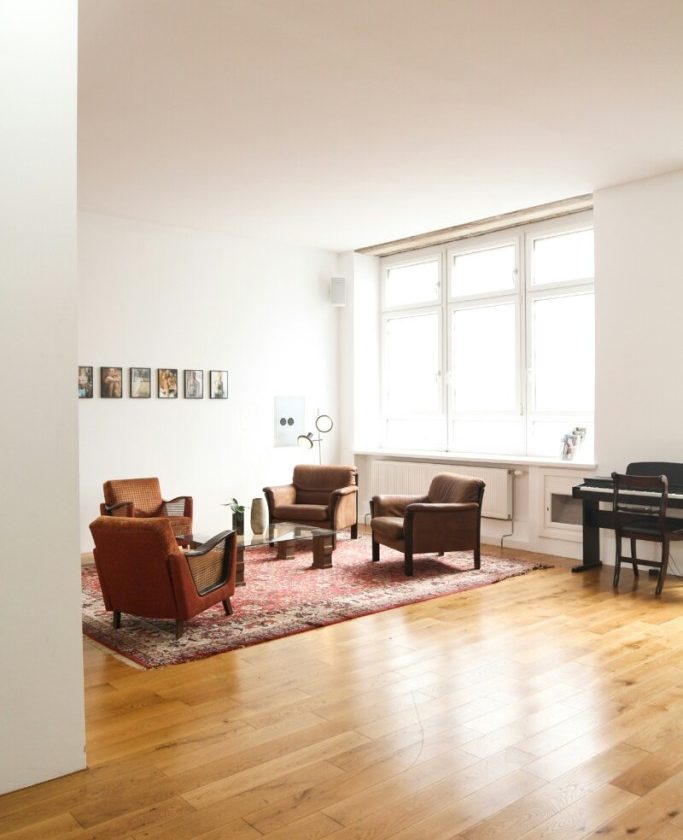 Add Countryhouse and Cottage Charm with Engineered Wood Flooring