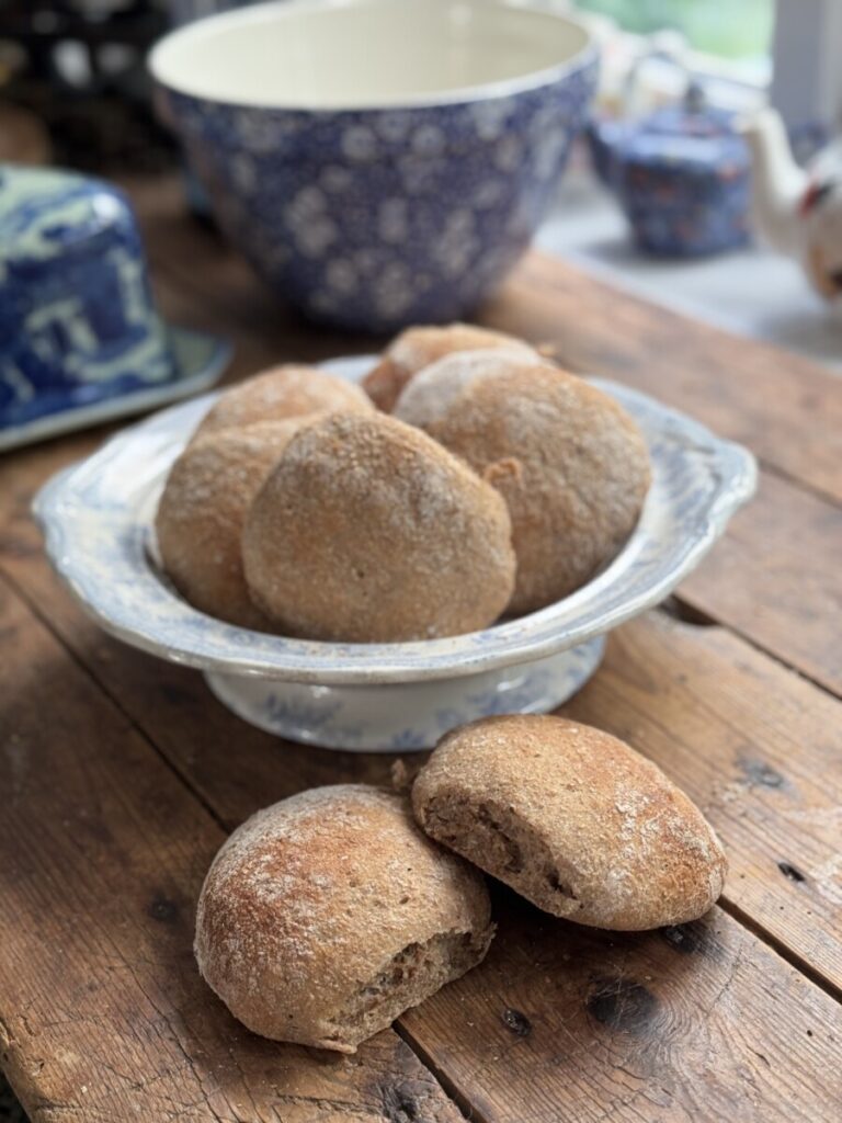 Easy Wholemeal Baps