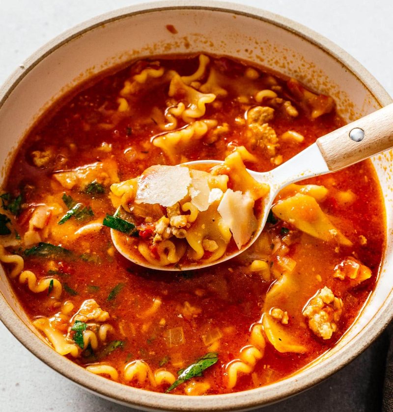 Easy One Pot Lasagna Soup