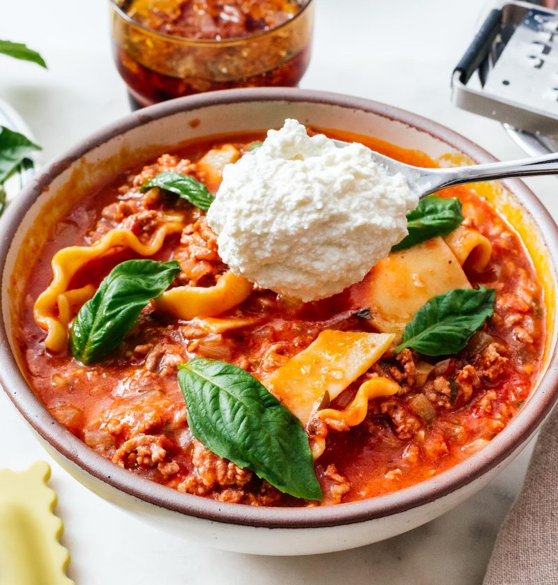 Weeknight Lasagna Soup