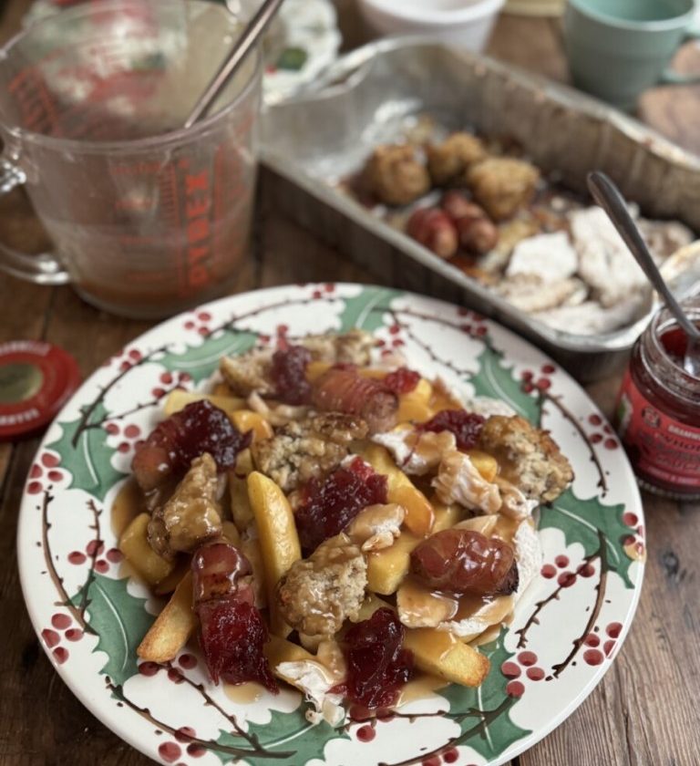 Loaded Festive Christmas Dinner Chips (Fries)