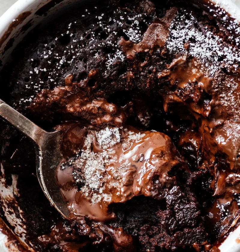 Super Easy 2 Minute Chocolate Mug Cake