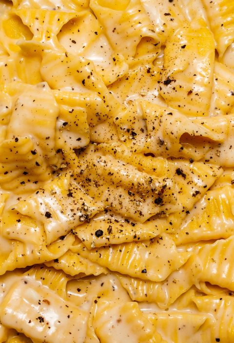Creamiest Pepperiest Cacio e Pepe Pasta