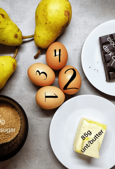 CHOCOLATE CAKE WITH A TWIST
