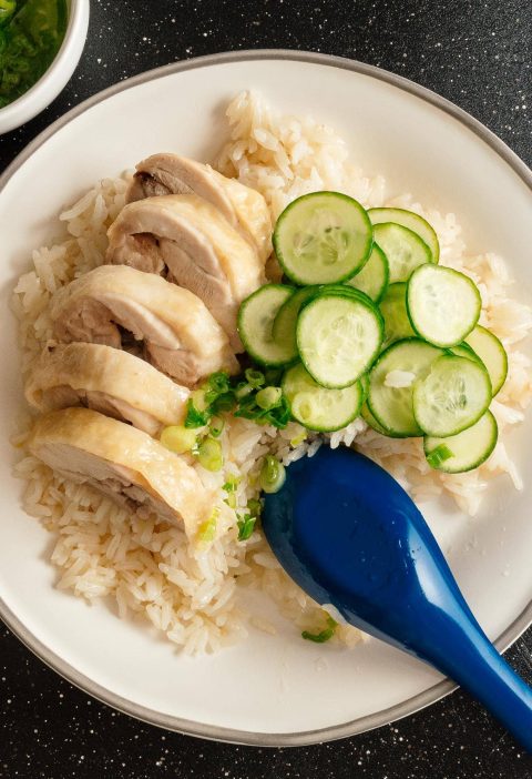 Easy One Pot Hainanese Chicken Rice Recipe