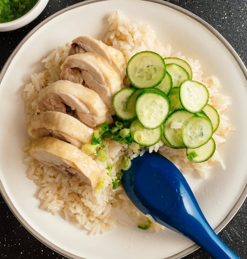 Easy One Pot Hainanese Chicken Rice Recipe