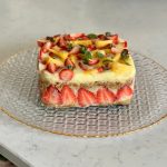 Carpaccio din sfeclÄ coaptÄ cu busuioc, nuci Èi melasÄ de rodie
