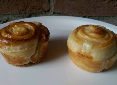 Rulouri cu caÈcaval