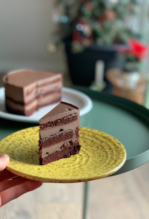 Tort cu ciocolatÄ Èi marmeladÄ de portocale