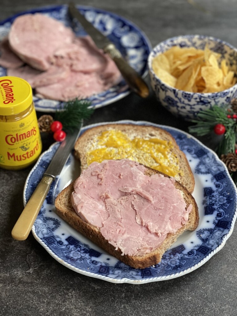 Fruity Aromatic Slow Cooker Ham (Gammon)
