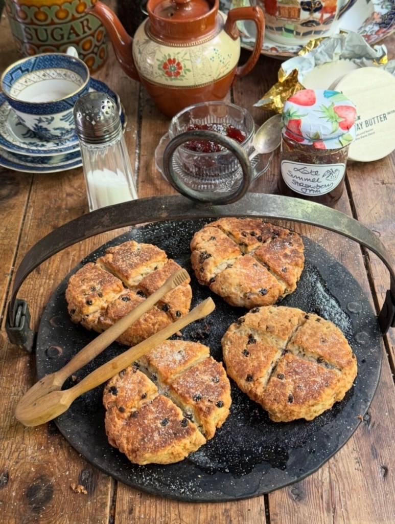 Traditional Singin' Hinnies (Griddle Cakes)