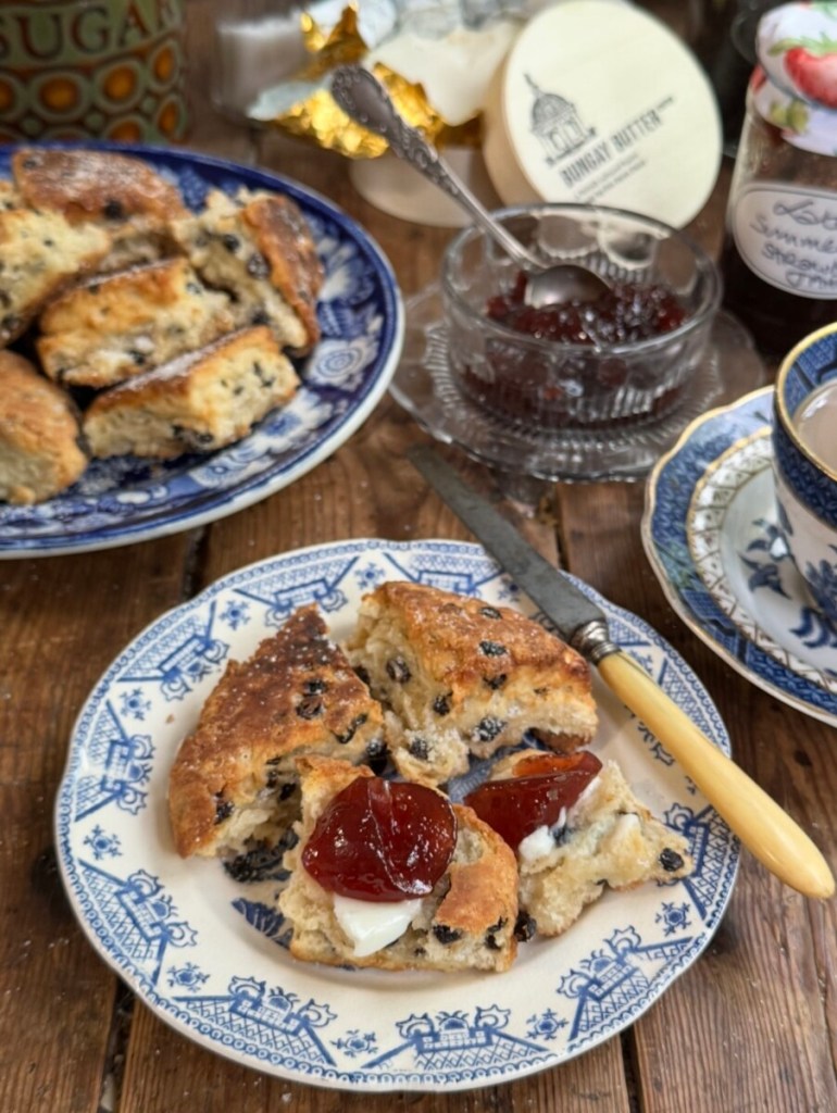 Traditional Singin' Hinnies (Griddle Cakes)
