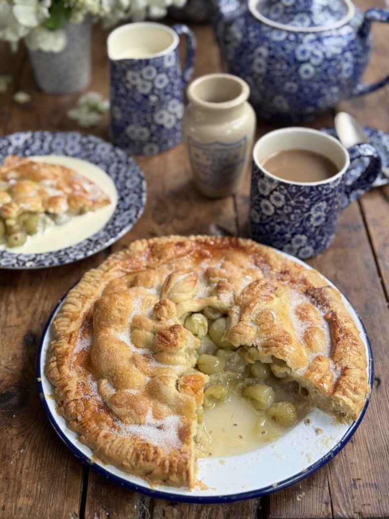 Northumberland Gooseberry Plate Pie